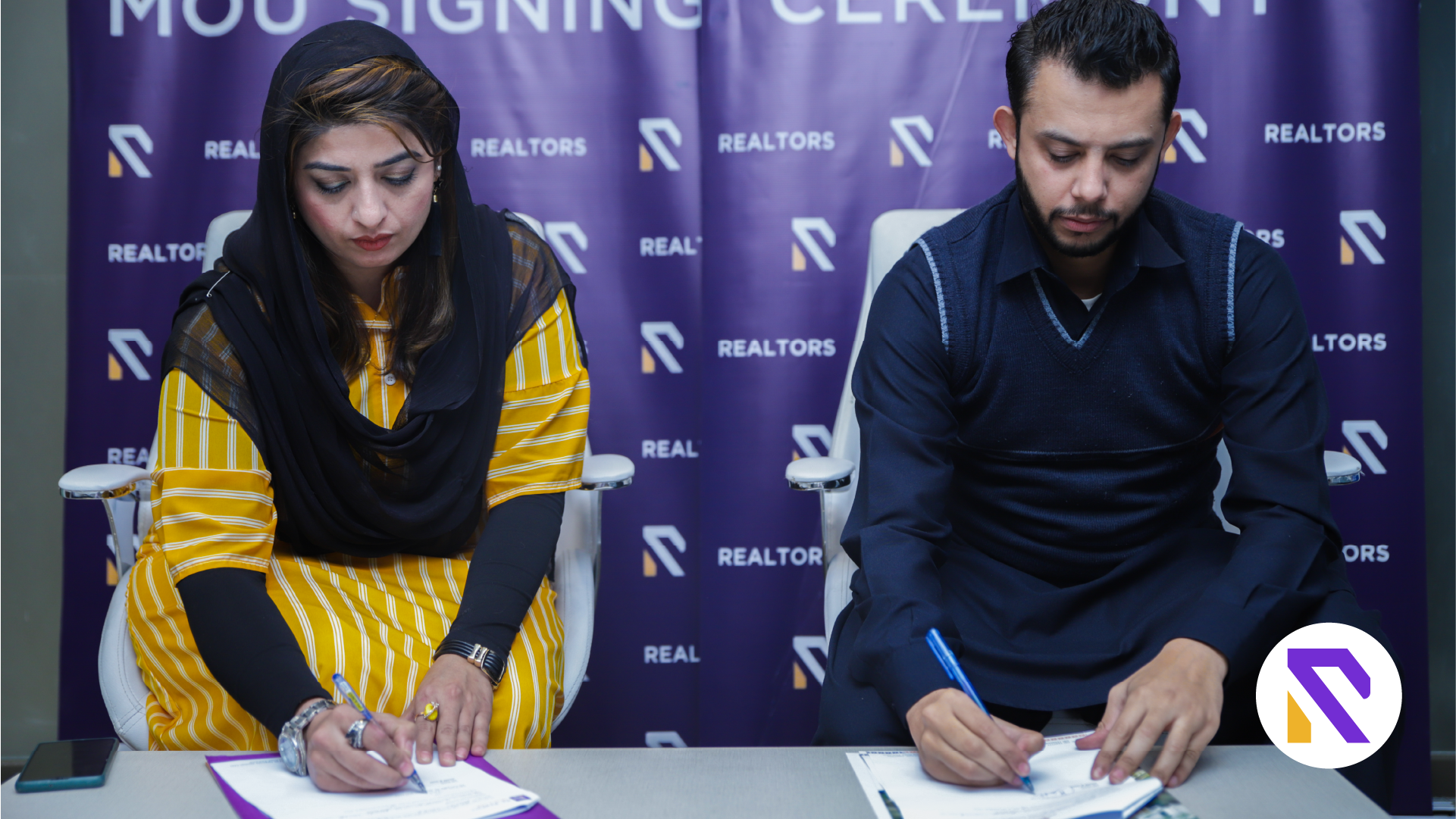 𝗔𝗶𝗺𝗮𝗹 𝗮𝗻𝗱 𝗭𝗮𝗶𝗻𝗮𝗯 𝗕𝘂𝗶𝗹𝗱𝗲𝗿𝘀 Signs MOU in Collaboration with Realtorspk.com